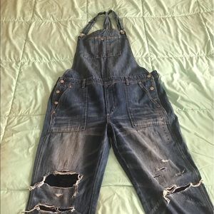 AE American Eagle XL Overalls Cropped NWT